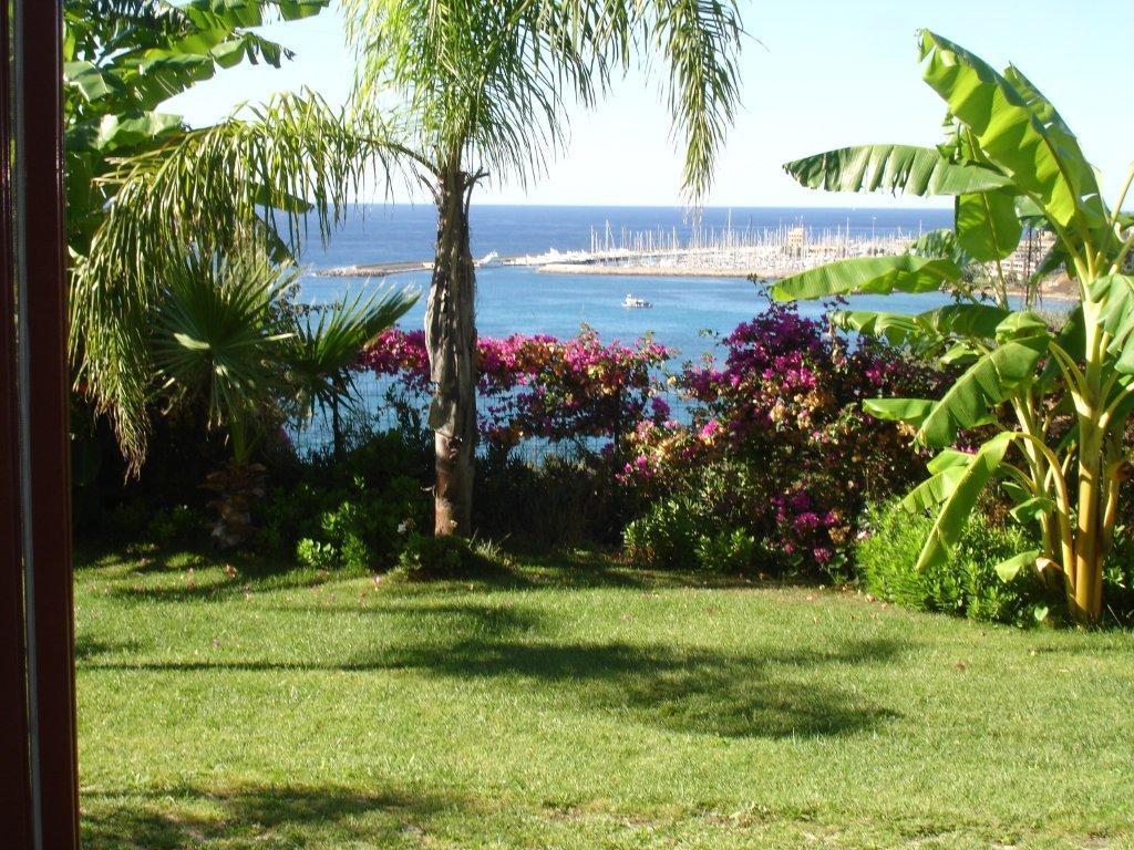 Villa Del Mare Ligure Terme & Spa Piscina A 37 Gradi ซานตาสเตฟาโน อัล มาเร ภายนอก รูปภาพ