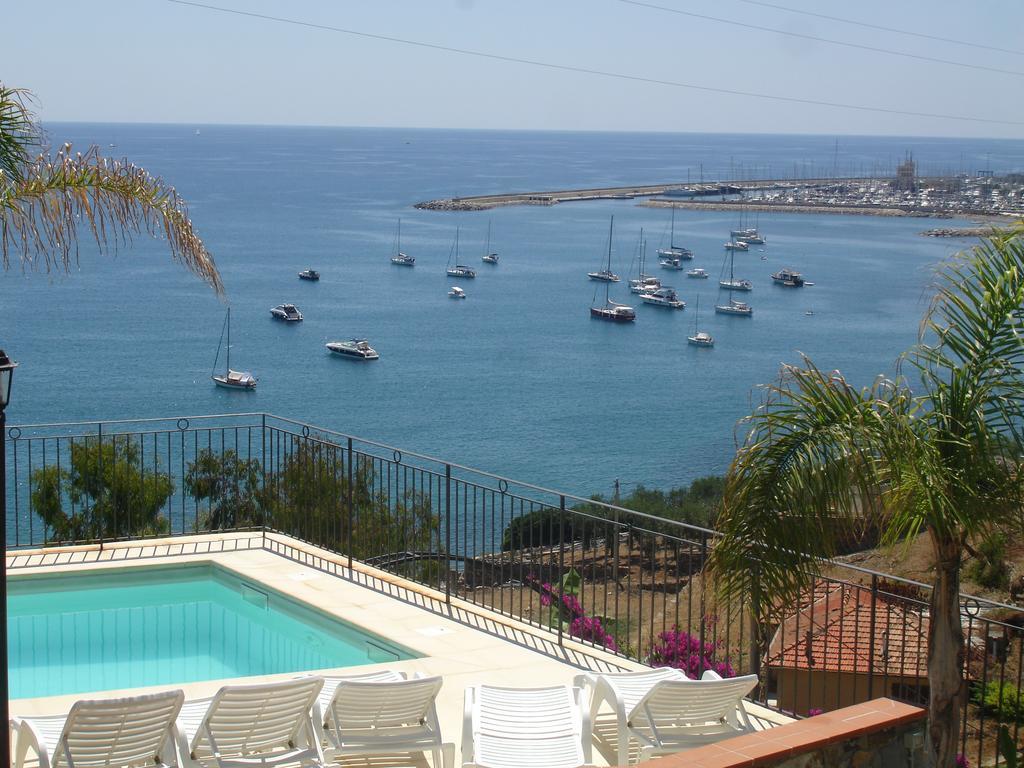 Villa Del Mare Ligure Terme & Spa Piscina A 37 Gradi ซานตาสเตฟาโน อัล มาเร ภายนอก รูปภาพ