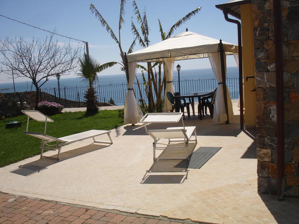 Villa Del Mare Ligure Terme & Spa Piscina A 37 Gradi ซานตาสเตฟาโน อัล มาเร ภายนอก รูปภาพ