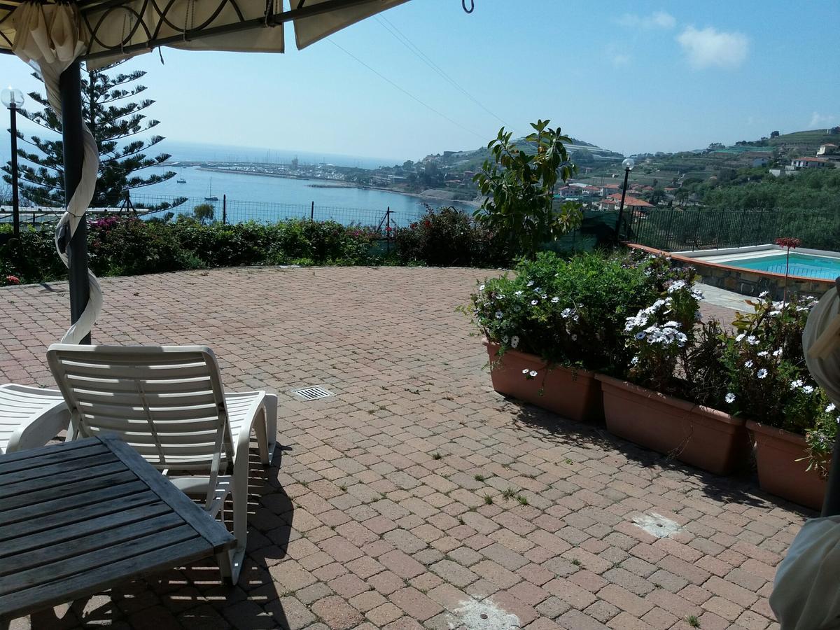 Villa Del Mare Ligure Terme & Spa Piscina A 37 Gradi ซานตาสเตฟาโน อัล มาเร ภายนอก รูปภาพ