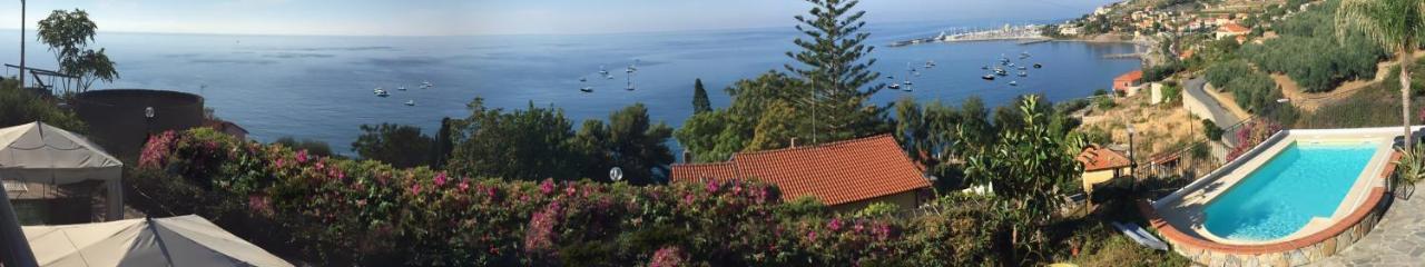 Villa Del Mare Ligure Terme & Spa Piscina A 37 Gradi ซานตาสเตฟาโน อัล มาเร ภายนอก รูปภาพ