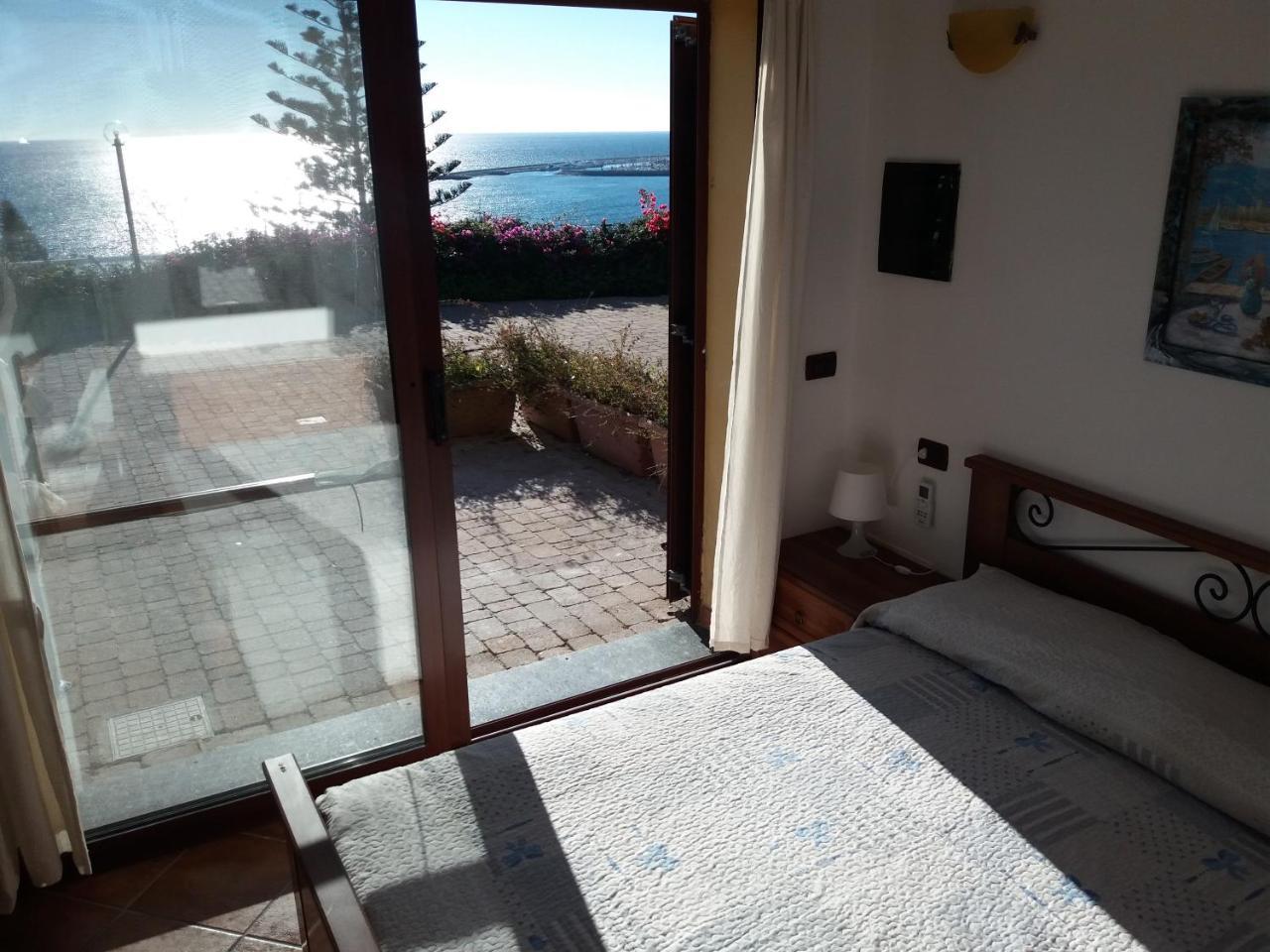 Villa Del Mare Ligure Terme & Spa Piscina A 37 Gradi ซานตาสเตฟาโน อัล มาเร ภายนอก รูปภาพ